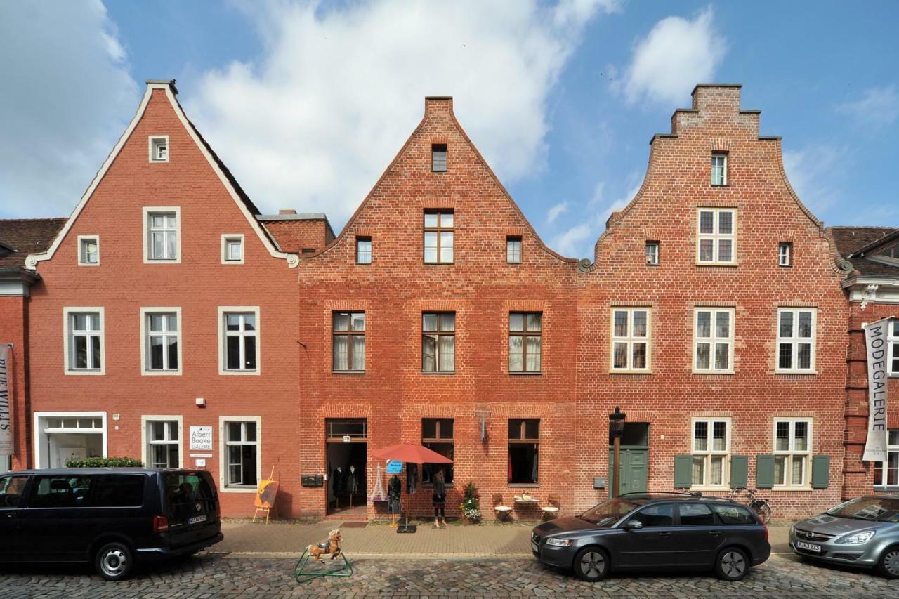 Apartmenthaus Im Hollaendischen Viertel Potsdam Exterior photo